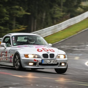 1 Runde Nordschleife Nürburgring BMW Z3 1.9 bei Mischbedingungen unter 10min - YouTube