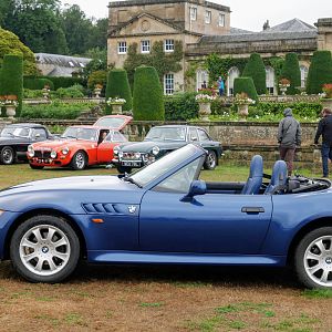 Bowood house classic car meet.