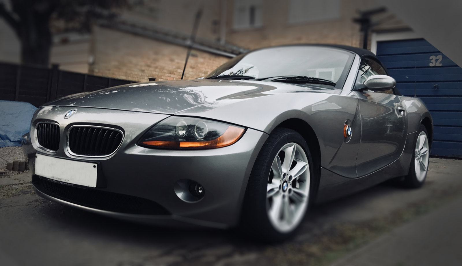 Nice day to shine the car.